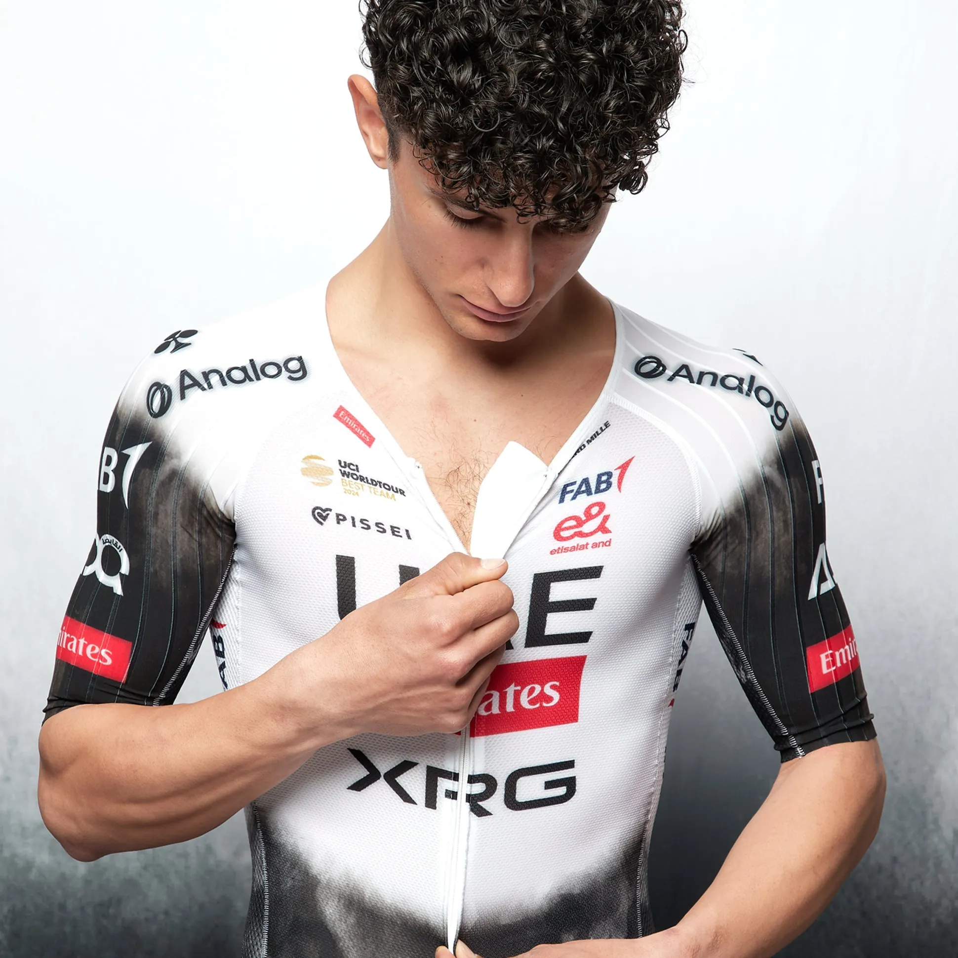 Body Pissei UAE Team Emirates 2025 Hybrid