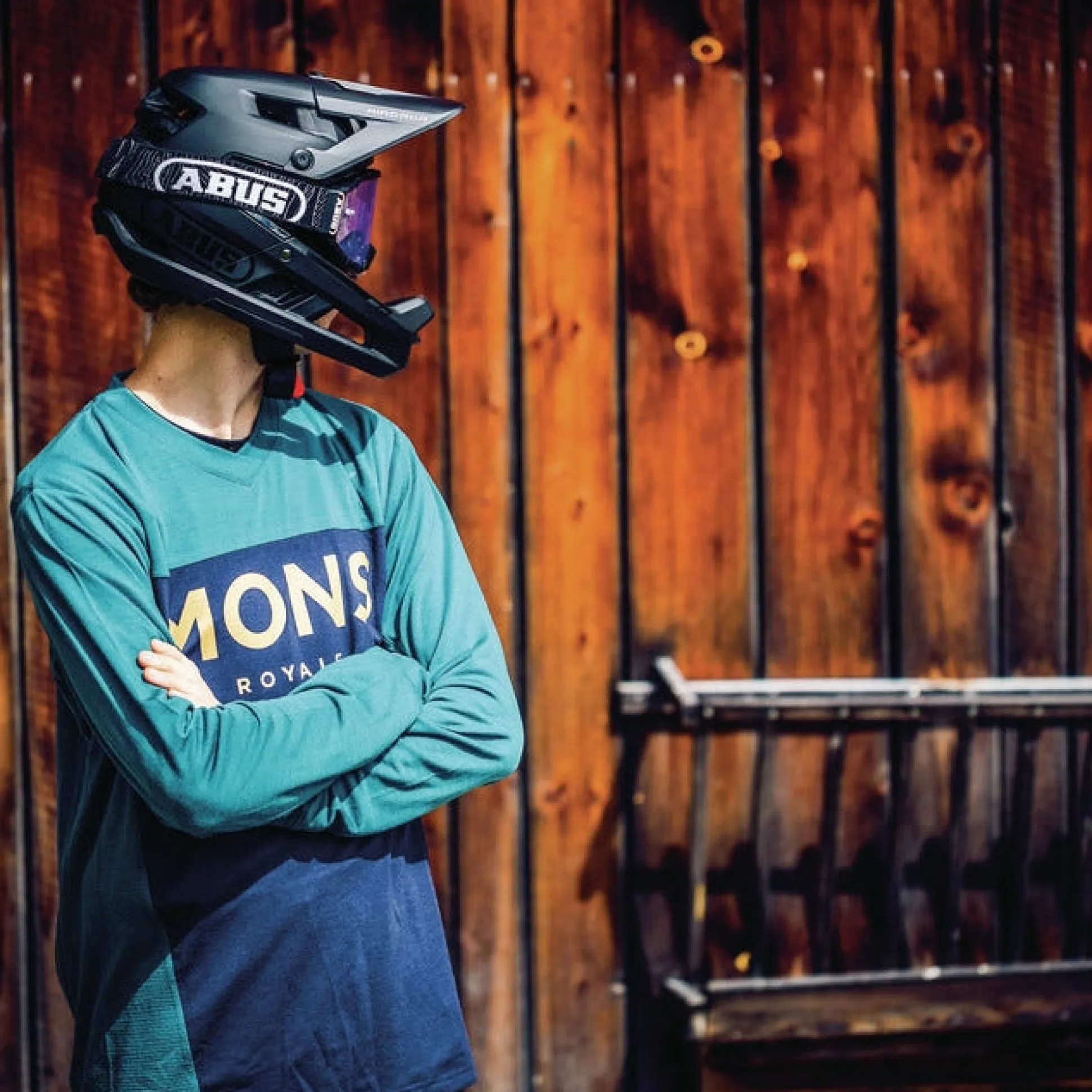 Casco Abus Airdrop Mips - Nero oro