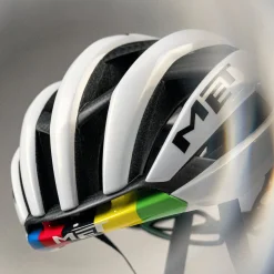 Casco Met Trenta 3K Carbon Mips Tadej Pogacar - Rainbow Limited Edition