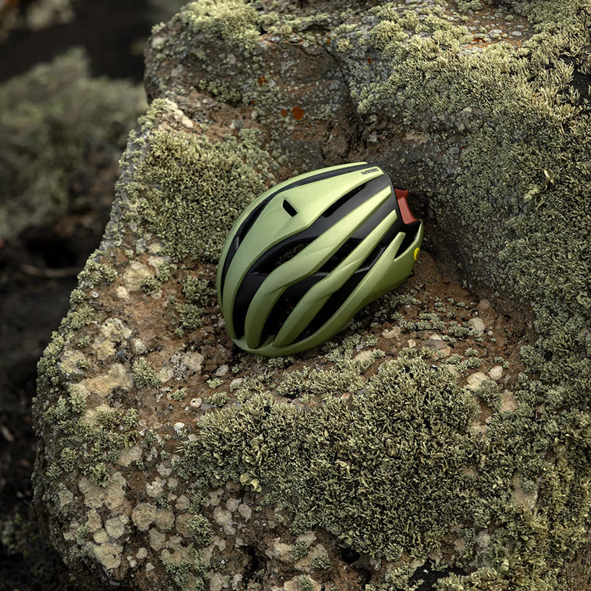 Casco Met Trenta Mips Wander Gravel - Verde opaco