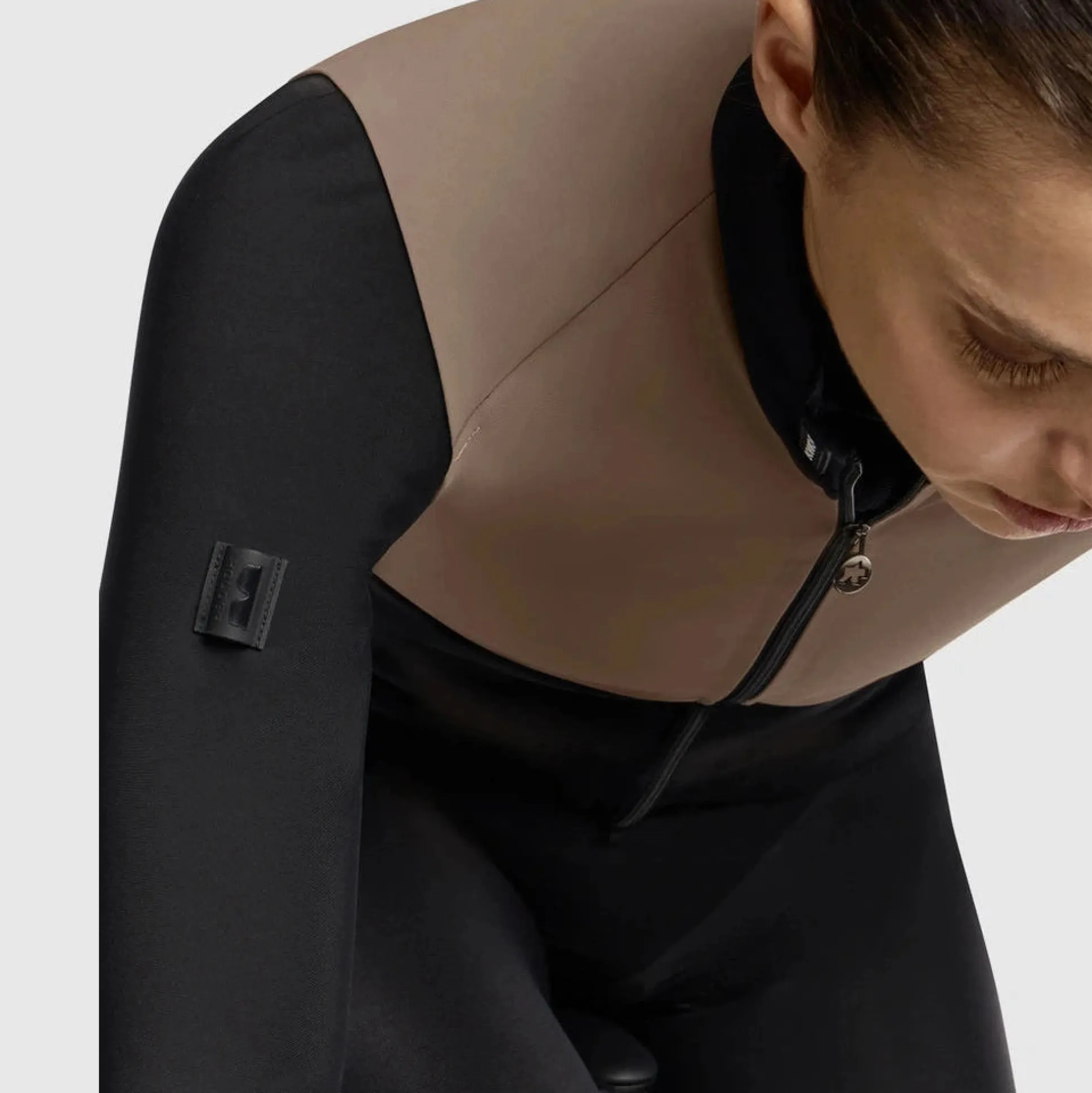 Gilet donna Assos UMA GTV Spring Fall S11 - Marrone