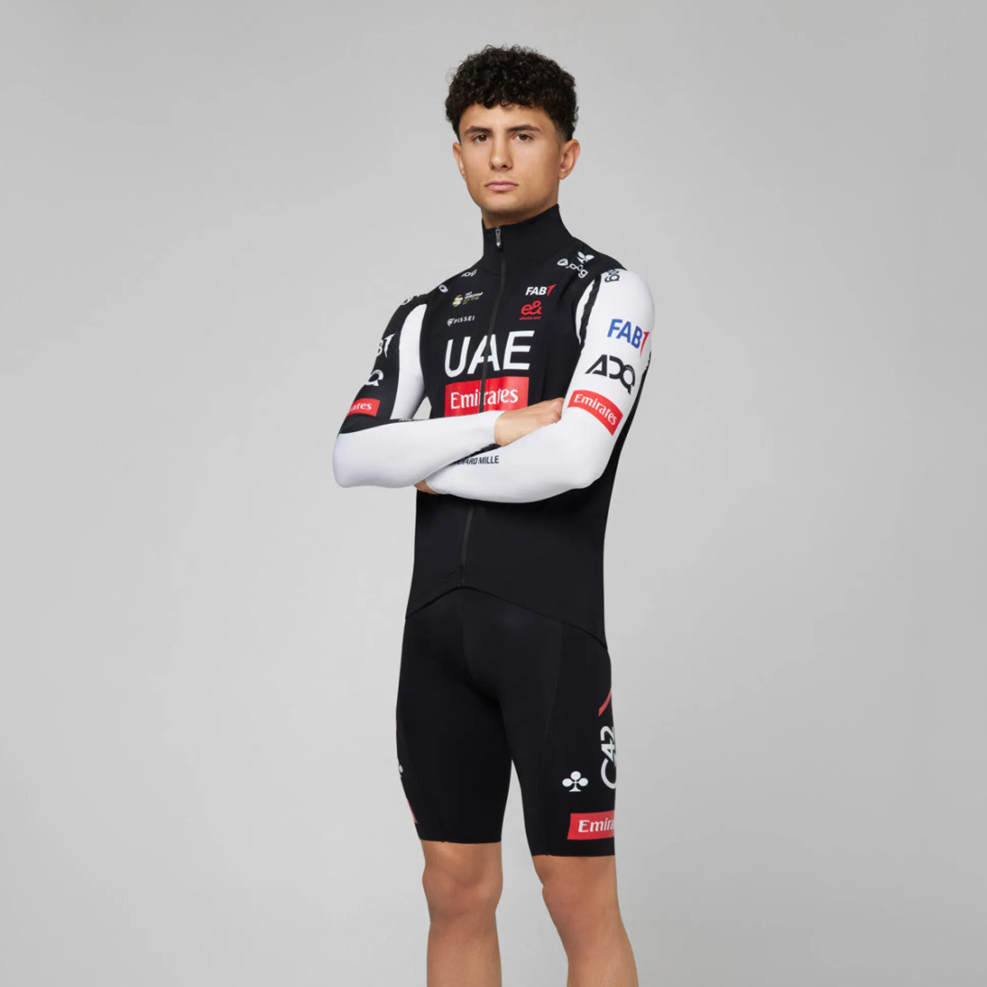 Gilet Pissei UAE Team Emirates - XRG 2026 Bufera