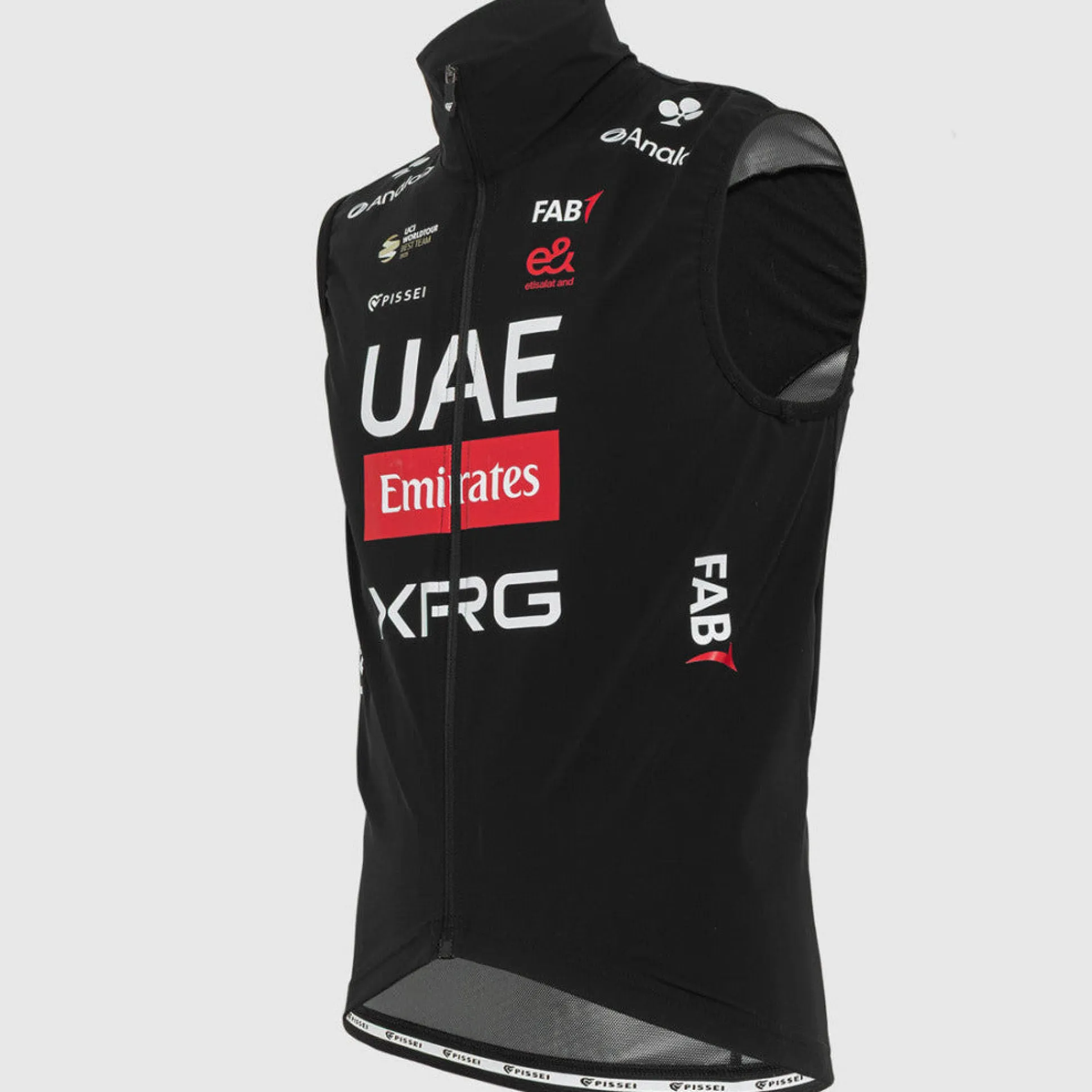 Gilet Pissei UAE Team Emirates - XRG 2026 Bufera