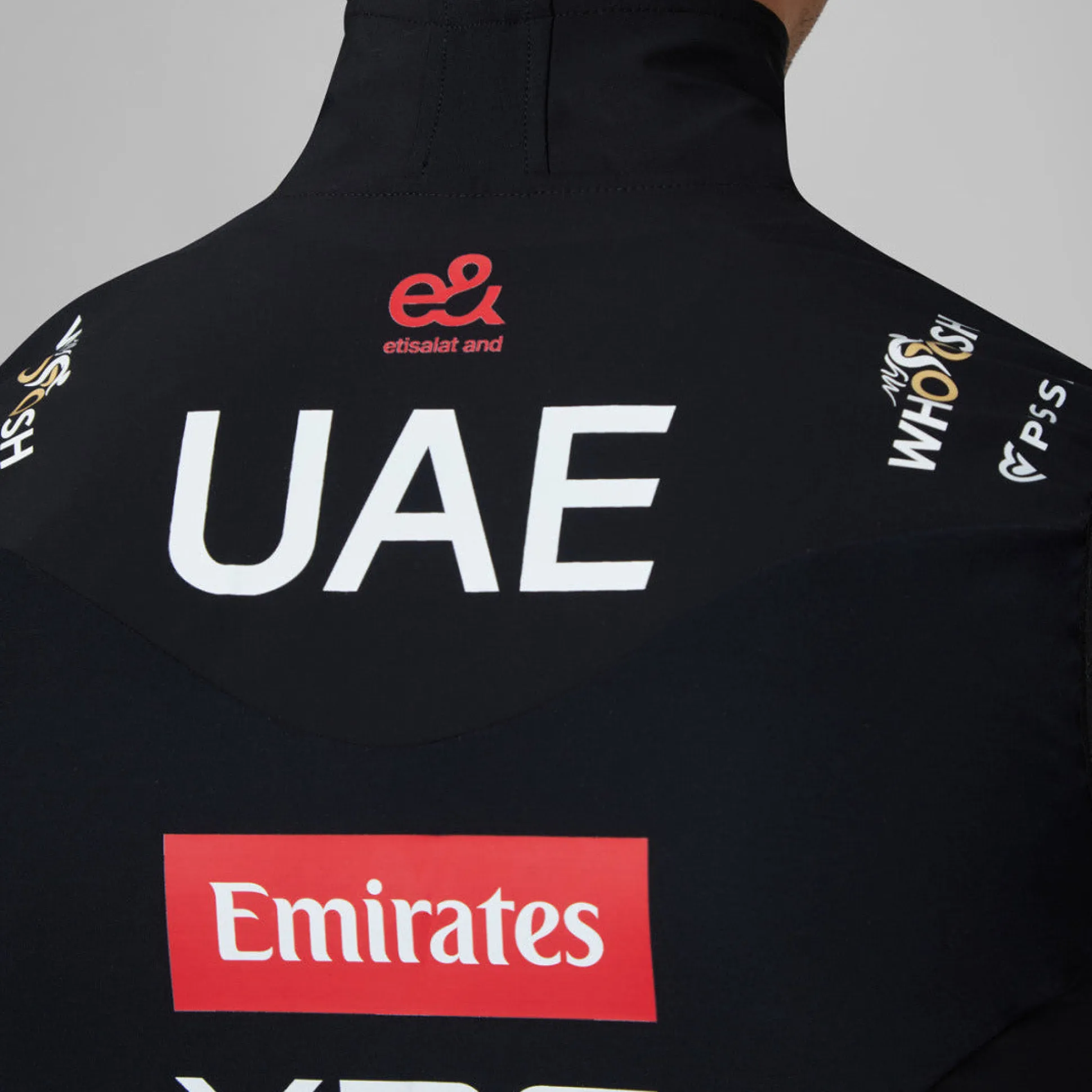 Gilet Pissei UAE Team Emirates - XRG 2026 Bufera