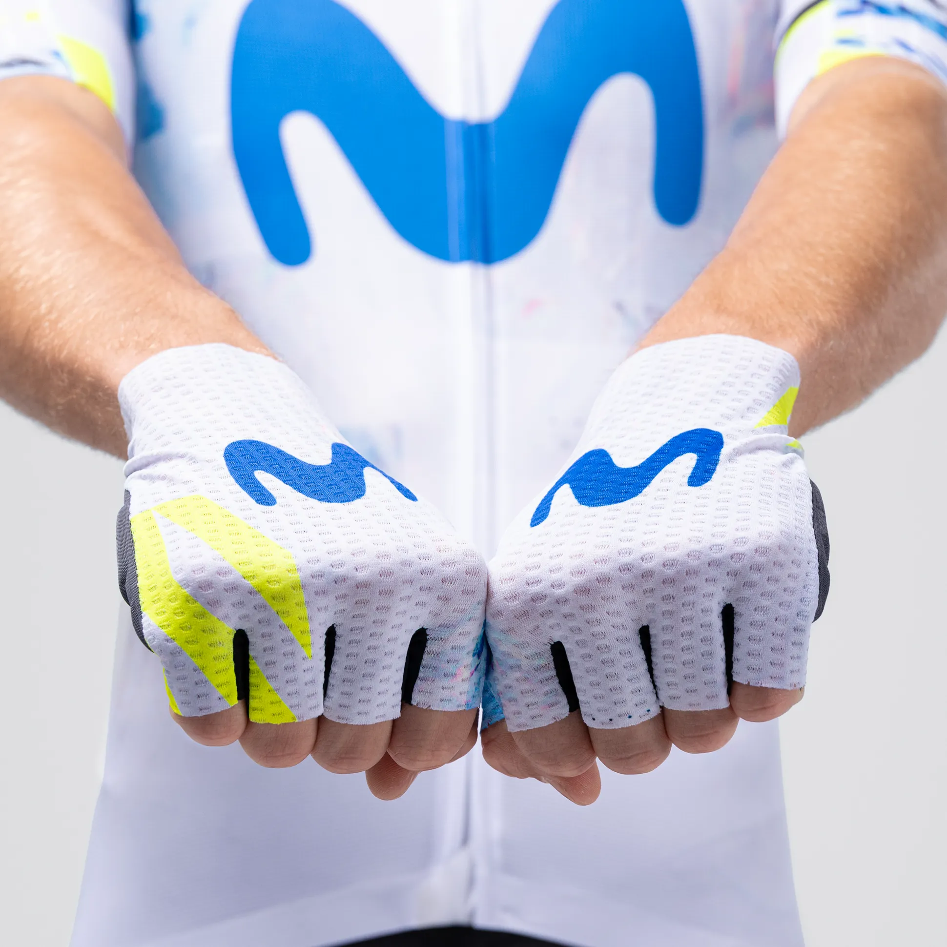 Guanti Gobik Movistar 2026 Viper