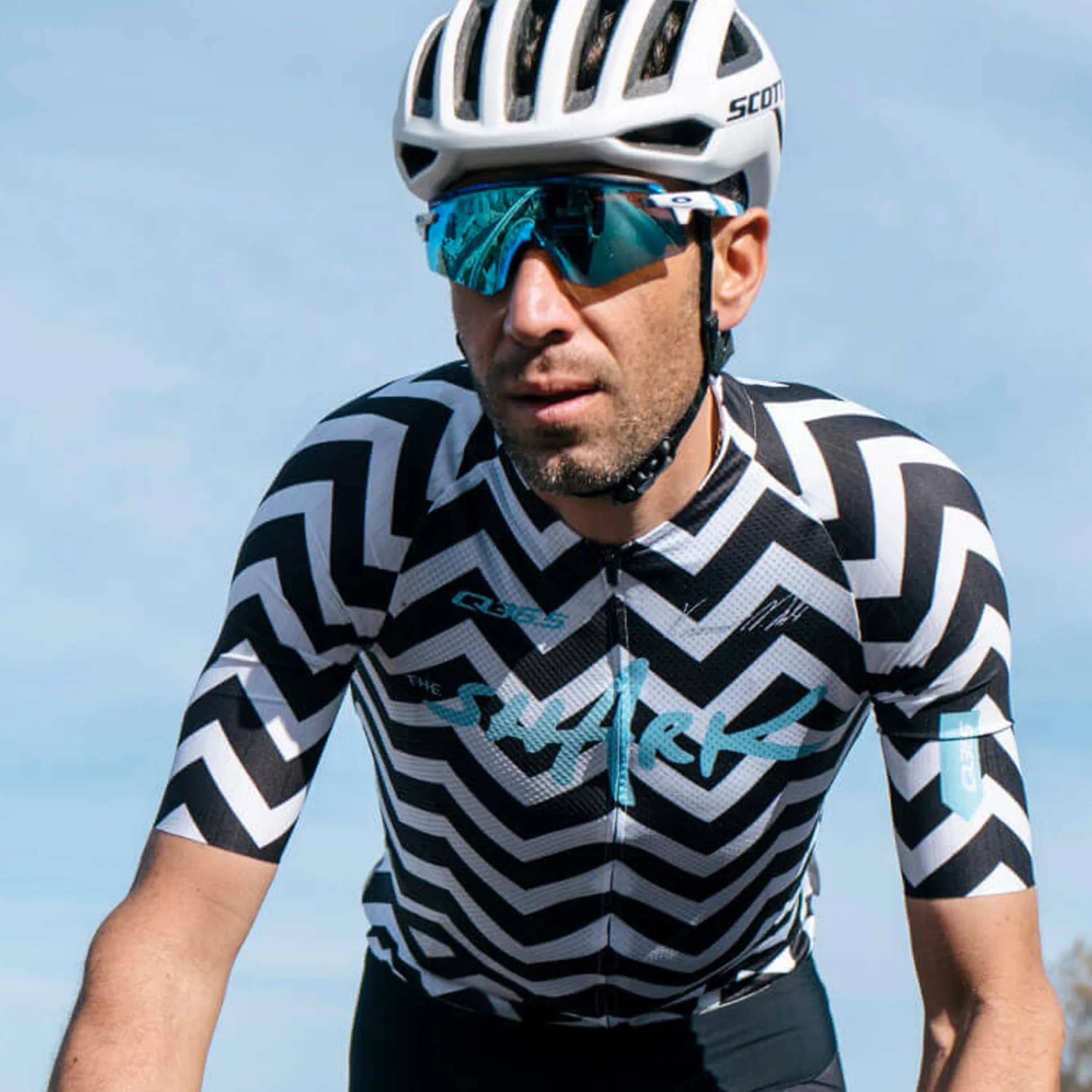 Maglia Q36.5 R2 Light - Nibali Shark
