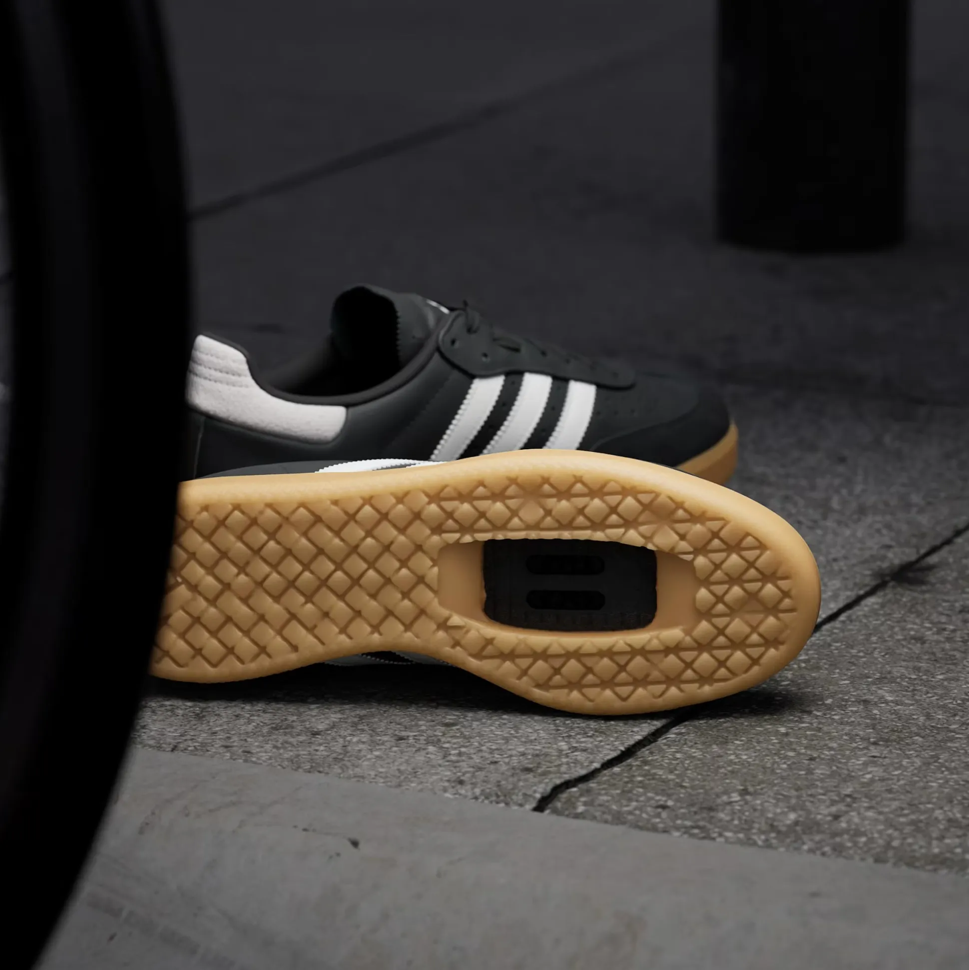 Scarpe Adidas Velosamba Leather - Nero