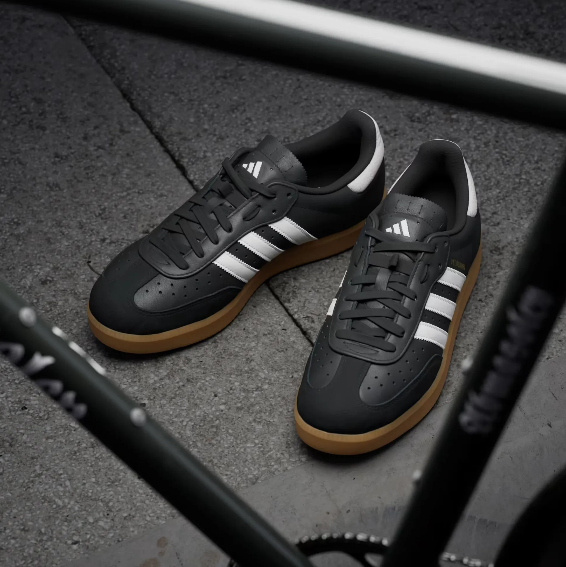 Scarpe Adidas Velosamba Leather - Nero