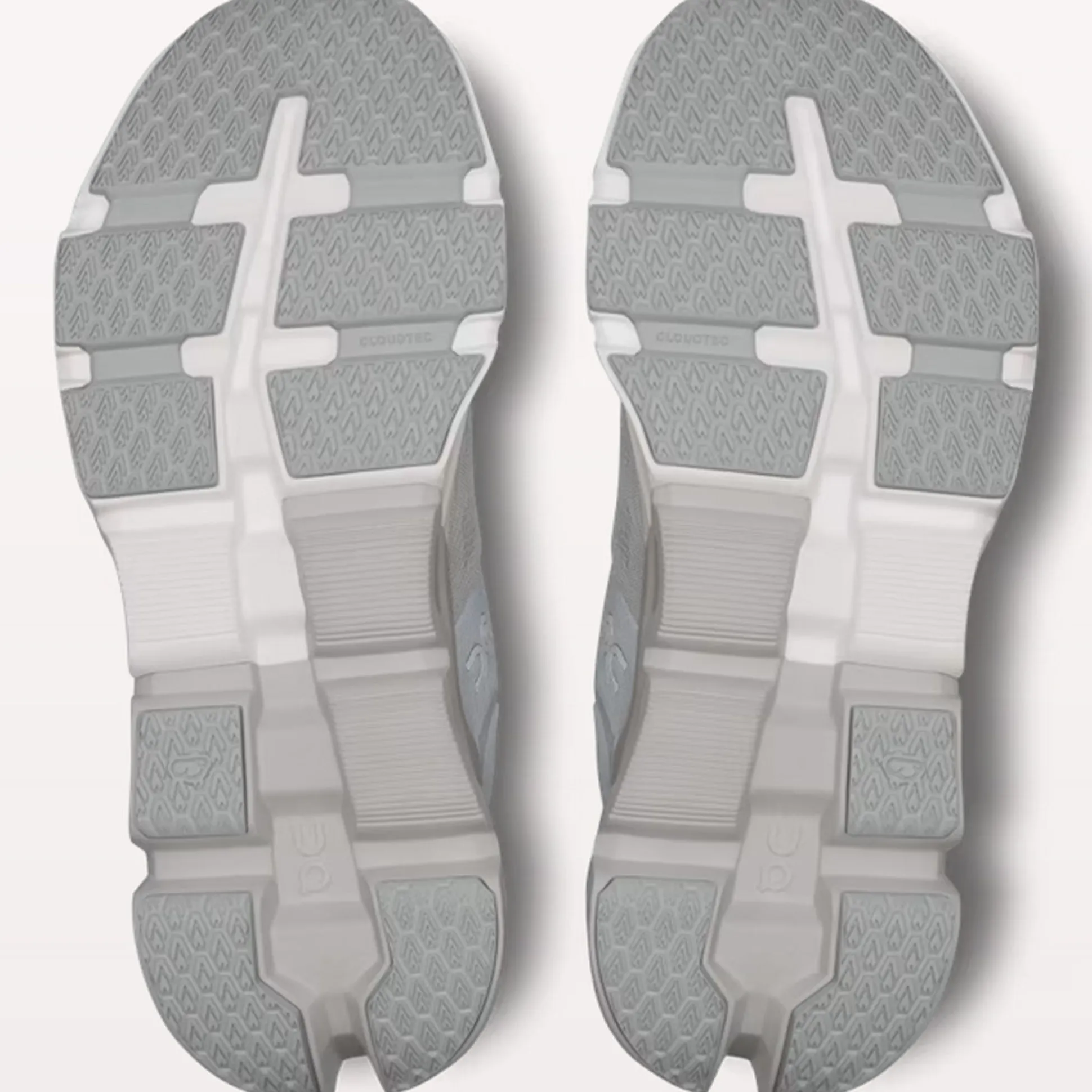Scarpe On Cloudflyer 5 - Grigio