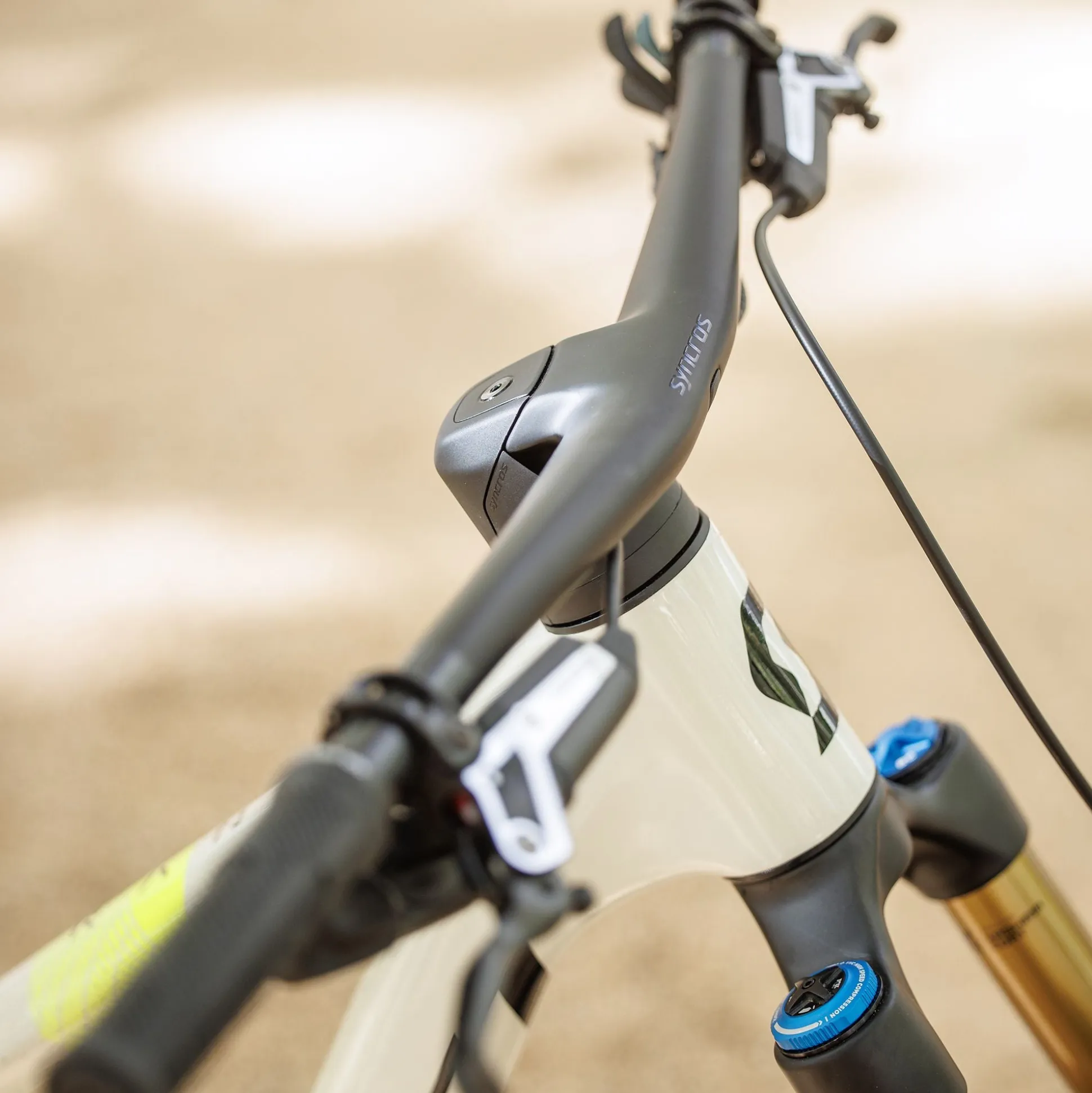 Scott Ransom 900 RC - Grigio